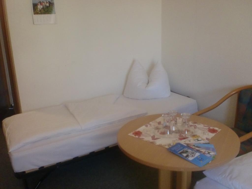 Konigshain Hotel & Restaurant "Zum Firstenstein" חדר תמונה
